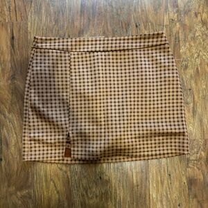 Plaid Mini Skirt With Under Shorts Size Women’s Size XL Pickelball Paddle